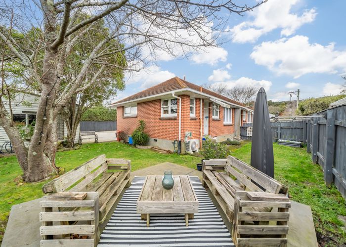  at 34 Heretaunga Square, Silverstream, Upper Hutt