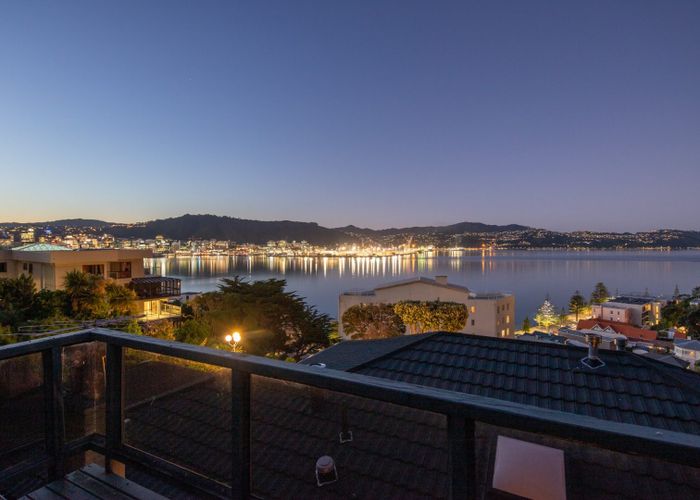  at 7c ( downstairs) Wilkinson Street, Oriental Bay, Wellington, Wellington