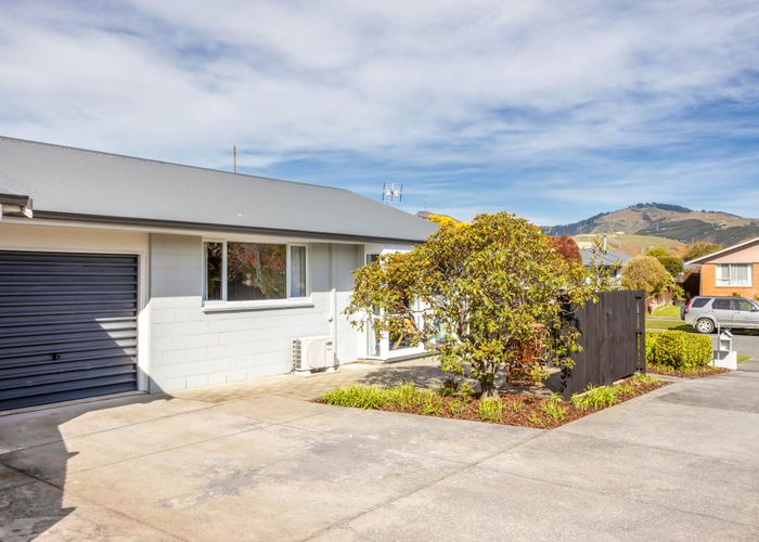  at 105A and B Kaiwara Street, Hoon Hay, Christchurch City, Canterbury