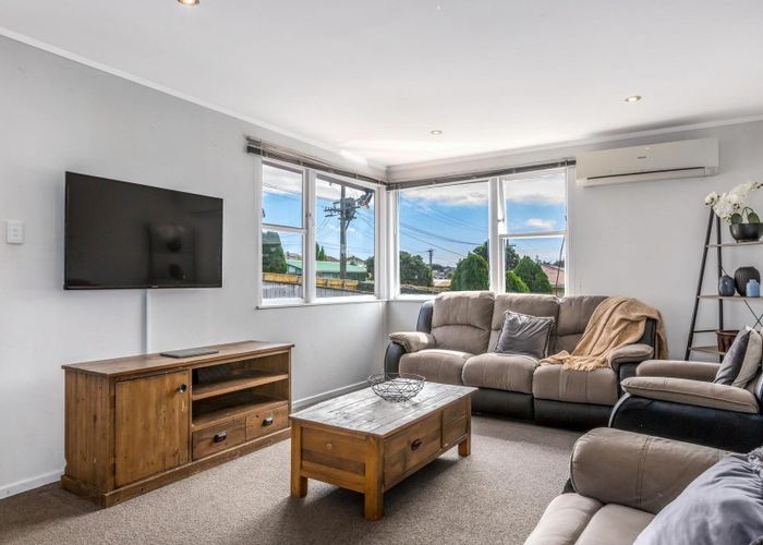  at 136 Driver Crescent, Cannons Creek, Porirua