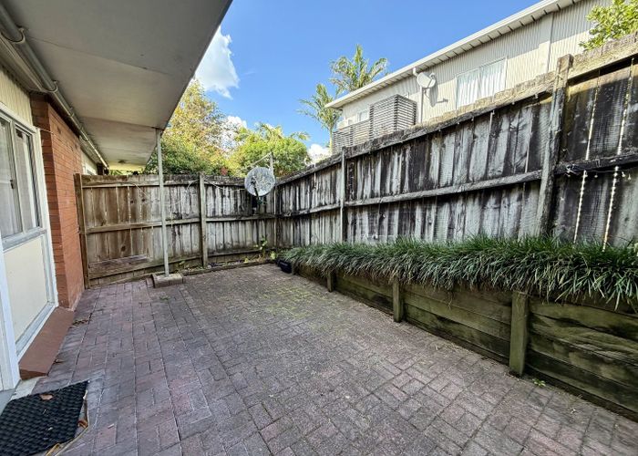  at 2/50 Gowing Drive, Meadowbank, Auckland City, Auckland