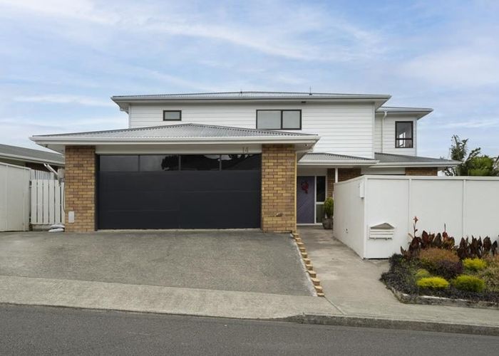  at 14 Ronald Woolf Place, Churton Park, Wellington