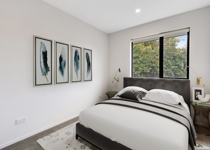  at 13 Eileen Newey Place, Henderson, Waitakere City, Auckland