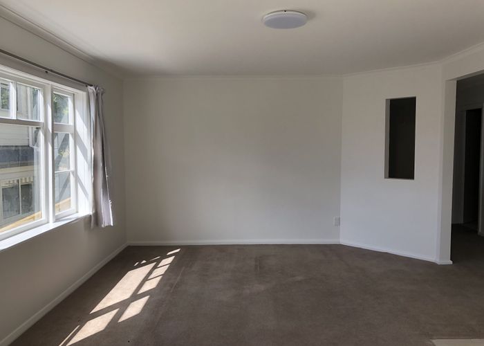  at 11b Lancaster Street, Karori, Wellington, Wellington