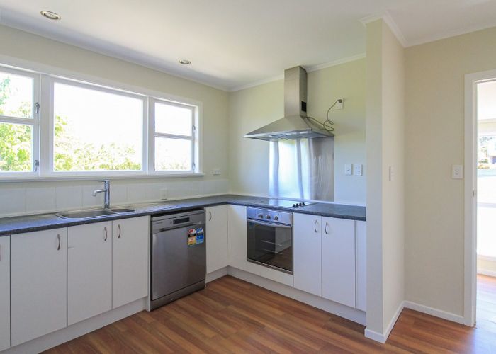  at 2 Magnolia Grove, Maungaraki, Lower Hutt, Wellington