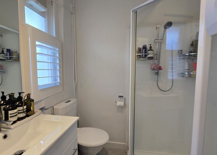  at 2/179 Jervios Rd, Herne Bay, Auckland City, Auckland