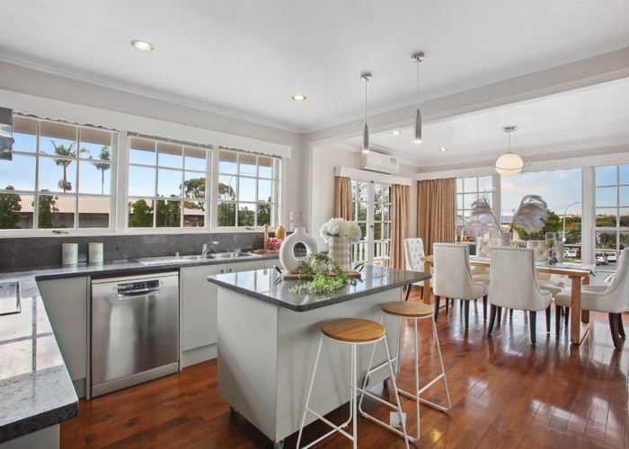  at 32 Glenmore Road, Sunnyhills, Manukau City, Auckland