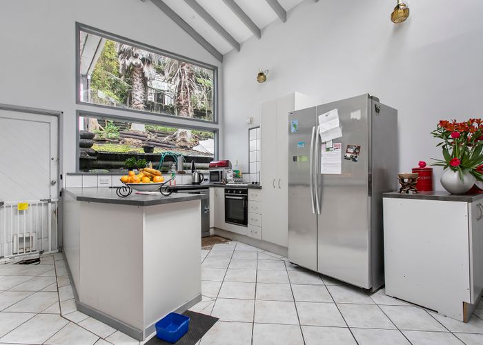  at 68 Mountain Road, Henderson Valley, Auckland