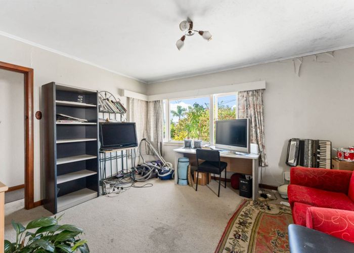  at 13 Matipo Road, Mairangi Bay, North Shore City, Auckland