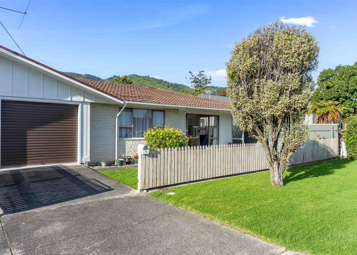 Free property data for 1 Koromiko Road, Waikanae homes.co.nz