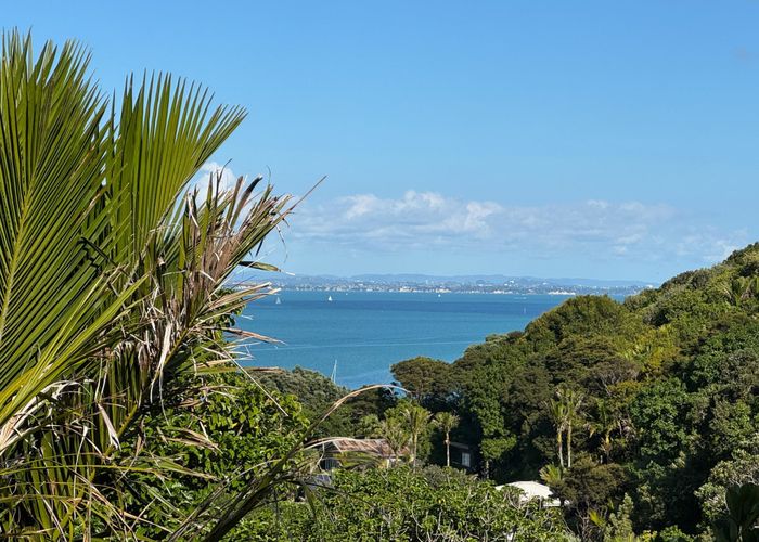  at 14 Glen Brook Rd, Omiha, Waiheke Island, Auckland