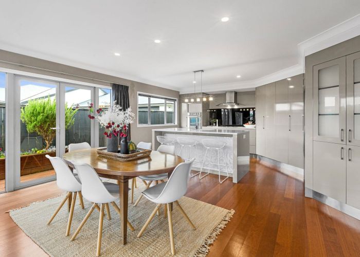  at 8 Karamea Street, Whalers Gate, New Plymouth