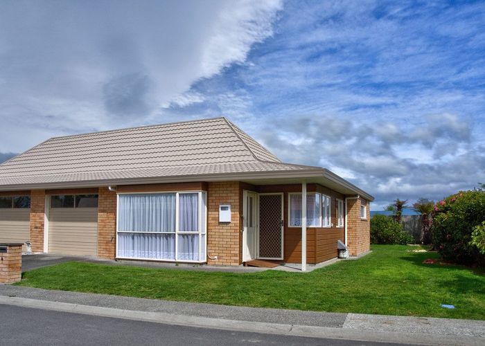  at 4/2 William Donald Drive, Solway, Masterton