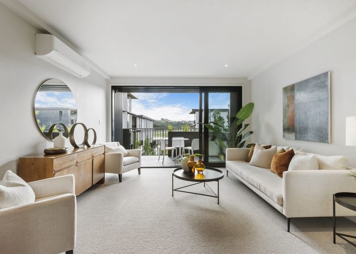  at 9a Windlass Street, Long Bay, North Shore City, Auckland