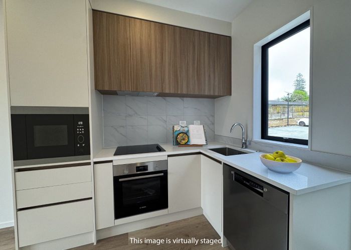  at 11/35 Crawford Avenue, Mangere Bridge, Manukau City, Auckland