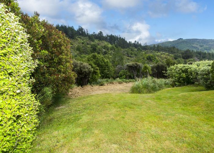  at 42 Sylvan Way, Silverstream, Upper Hutt