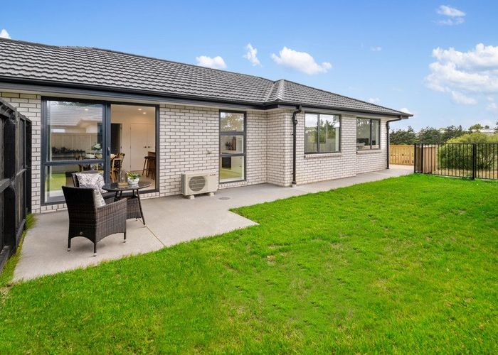  at 78 Metoriti Crescent, Karaka, Papakura