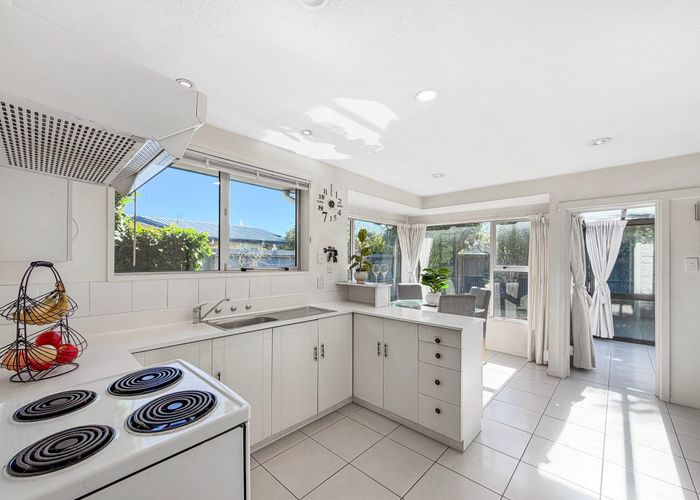  at 2/59 Gardiners Road, Bishopdale, Christchurch City, Canterbury