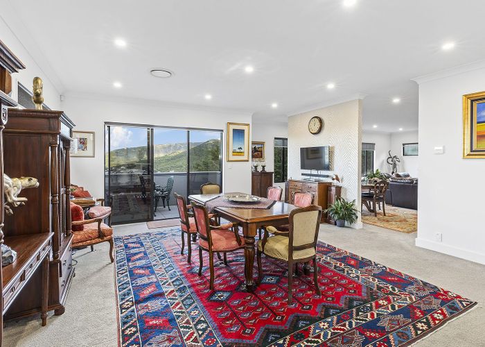  at 27 Satara Crescent, Khandallah, Wellington
