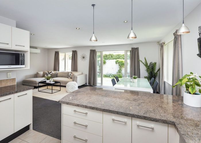  at 1 Strauss Place, Somerfield, Christchurch