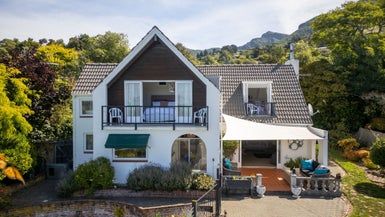  at 11 Merlincote Crescent, Lyttelton