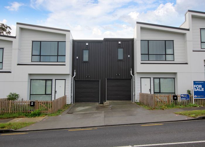  at Lot 2/27 Swaffield Road, Papatoetoe, Manukau City, Auckland