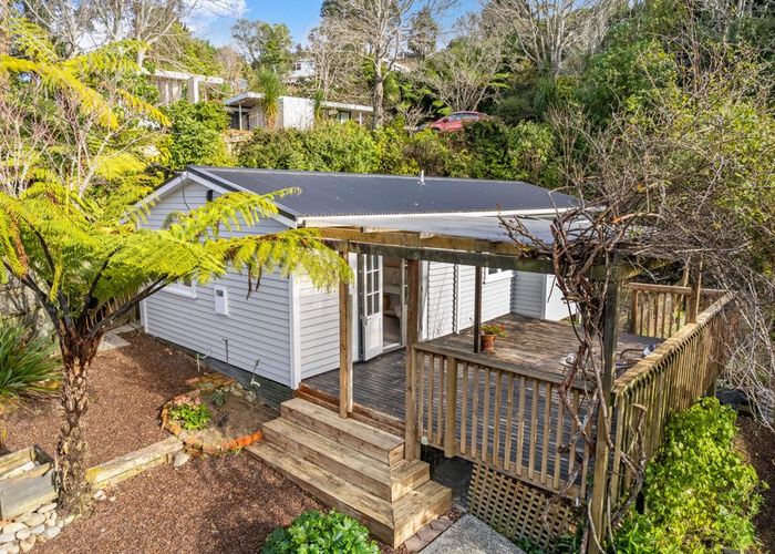  at 22 Miromiro Road, Normandale, Lower Hutt