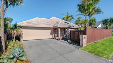  at 24 Suncrest Drive, West Harbour, Auckland