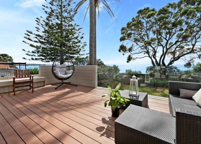  at 37 Churchill Road, Murrays Bay, Auckland