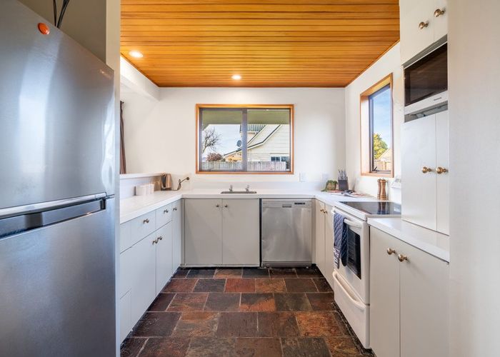  at 12 Chokebore Place, Sockburn, Christchurch