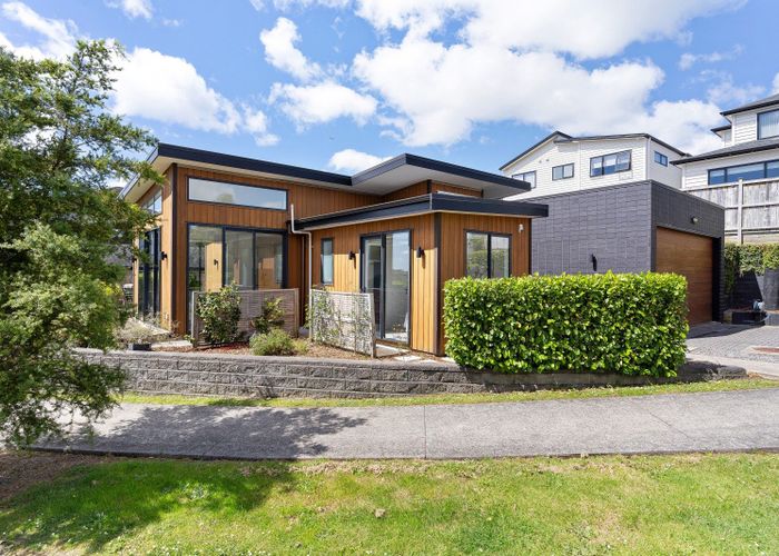  at 36 Matahae Drive, Flat Bush, Manukau City, Auckland