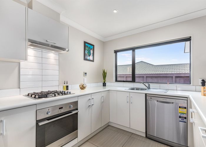  at 71 Staithes Drive North, Whitby, Porirua
