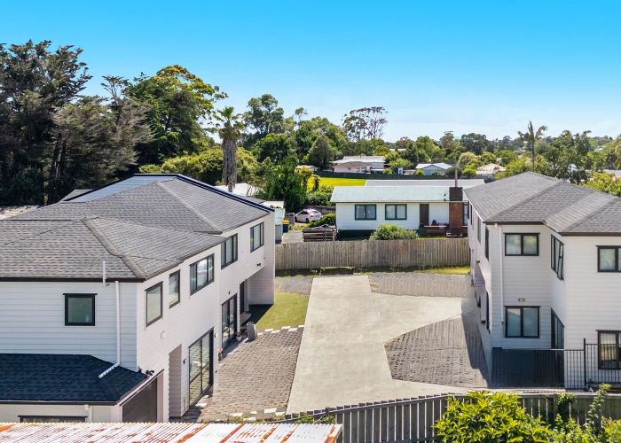  at 52B Universal Drive, Henderson, Waitakere City, Auckland