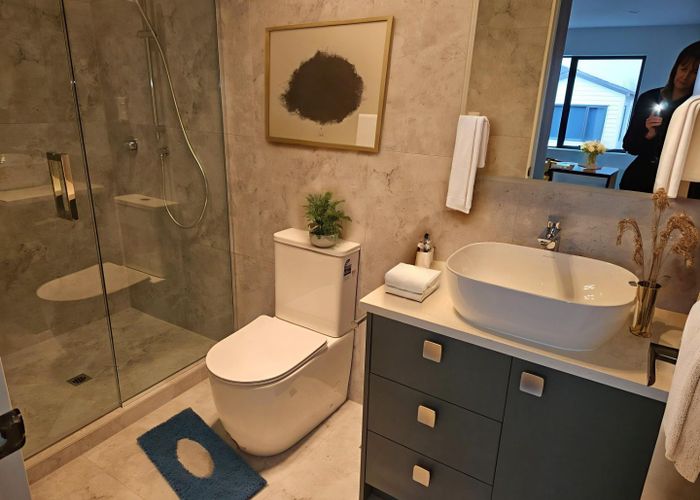  at 2/15 Browns Road, Manurewa, Manukau City, Auckland