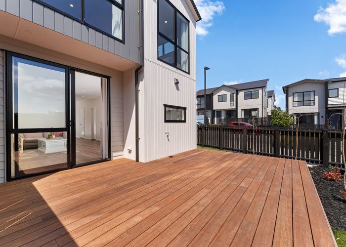  at 9D Hiki Street, Hobsonville, Waitakere City, Auckland