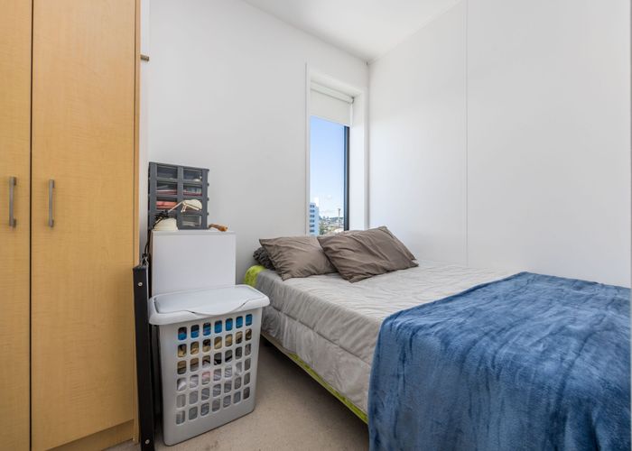  at 813/17 Putney Way, Manukau, Manukau City, Auckland