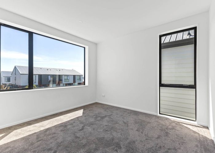  at 5 Paapaakiri Loop, Takanini, Papakura, Auckland