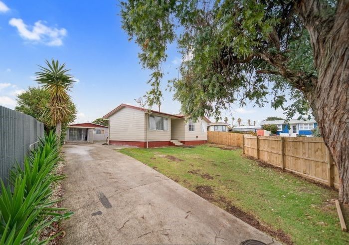  at 73 Calthorp Close, Favona, Auckland