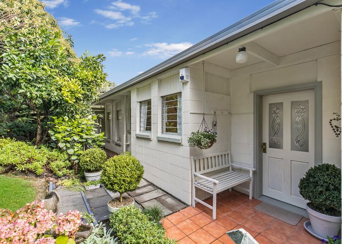  at 2/61 Watea Road, Torbay, Auckland