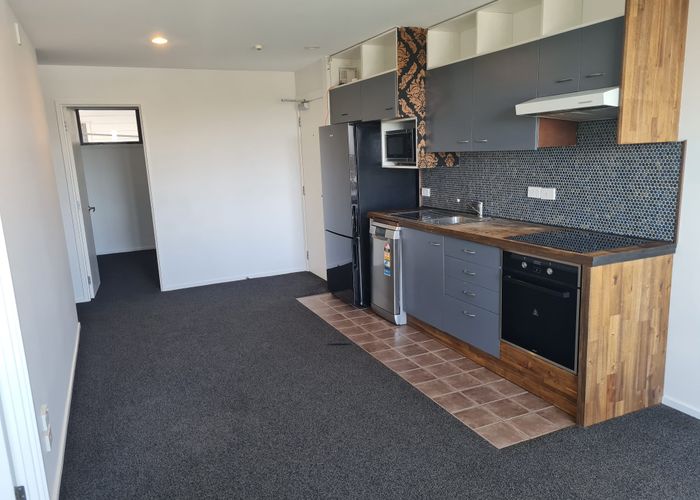  at 2L/21 St Jude Street, Avondale, Auckland