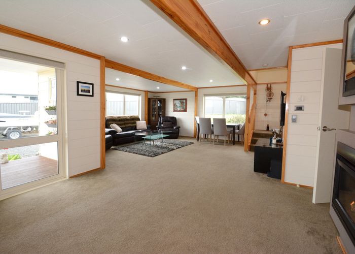  at 196 Moturata Road, Brighton