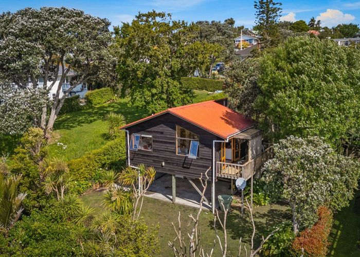  at 34B Kawerau Avenue, Devonport, North Shore City, Auckland