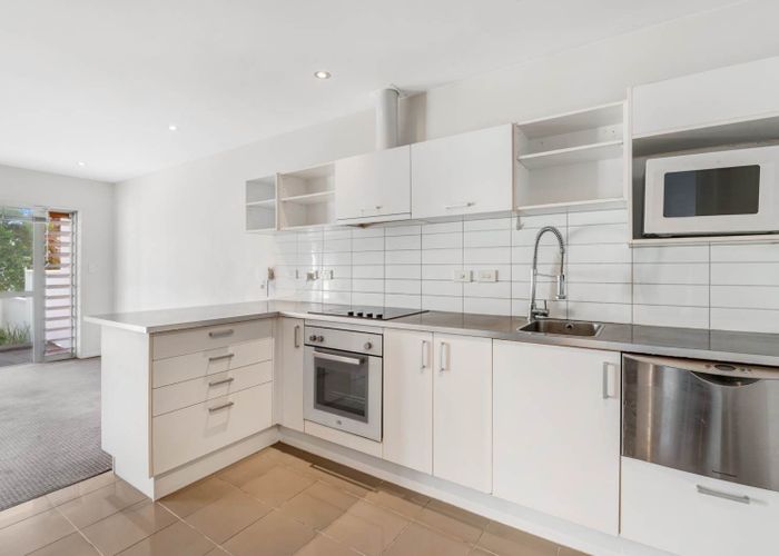 at B2/60 Masons Road, Oteha, North Shore City, Auckland