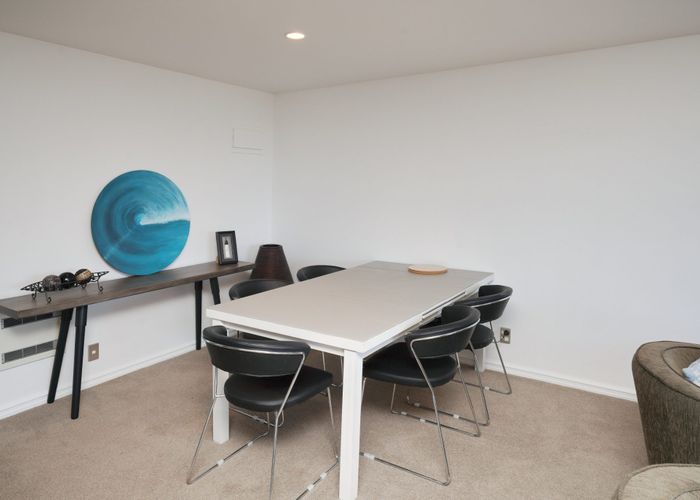  at 2/42 Marriner Street, Sumner, Christchurch City, Canterbury