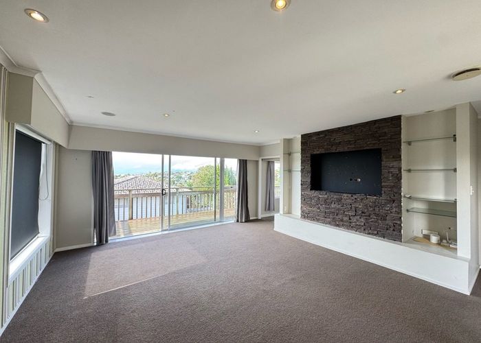  at 86 Glamorgan Drive, Torbay, Auckland