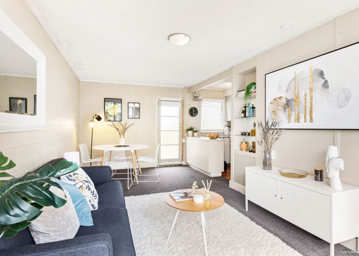  at 17/32 Blockhouse Bay Road, Avondale, Auckland