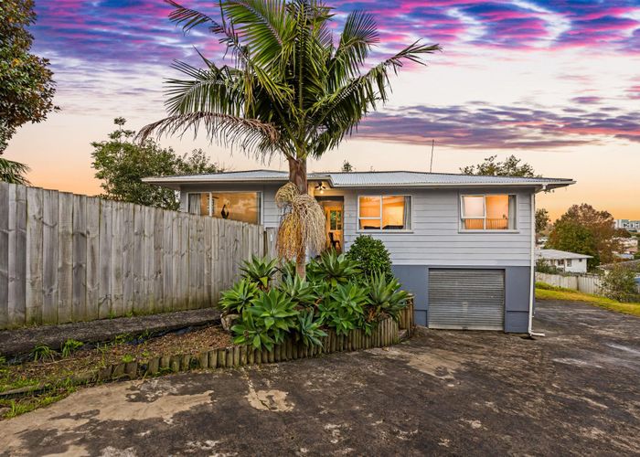  at 18 Solar Road, Glen Eden, Waitakere City, Auckland