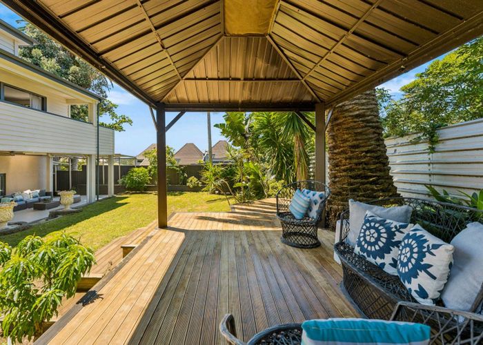  at 11 Stafford Road, Northcote Point, North Shore City, Auckland