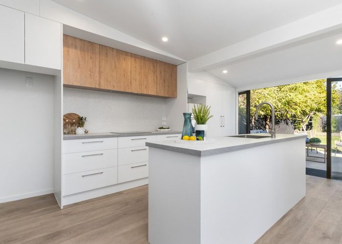  at 52 Tennyson Street, Sydenham, Christchurch