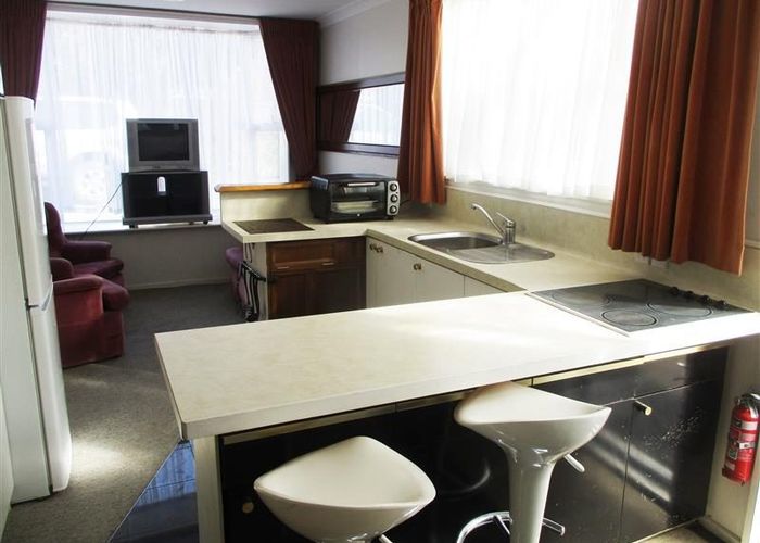  at 302a Pages Road, Bromley, Christchurch City, Canterbury